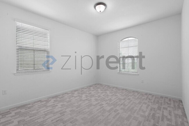 Building Photo - 9287 Mystic Lake Alley