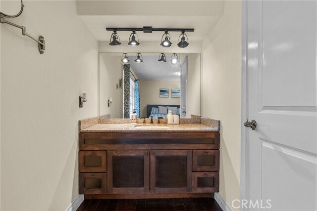 Building Photo - 9558 Swinton Ave