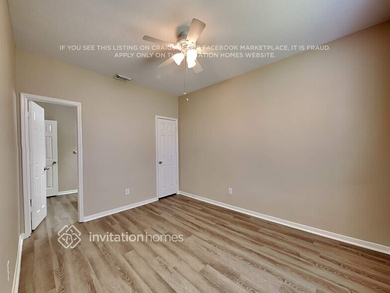 Building Photo - 12143 Landsdown Ridge Way