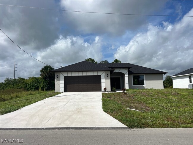 Primary Photo - 2019 NW 17th St