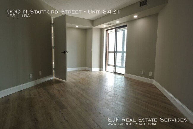 Building Photo - 900 N Stafford St