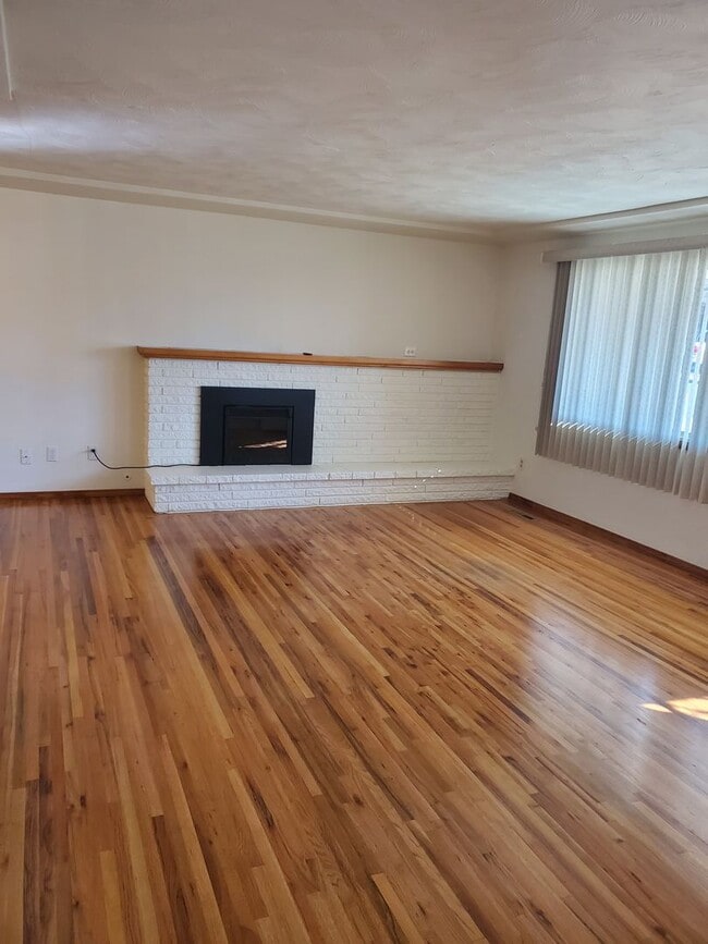 Building Photo - Indian Trail Corner Lot Home