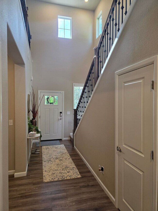 Building Photo - Gig Harbor McCormick Creek Phase 2 - 4 bedroom 3 bathroom 2831 sq ft well maintained home! Avail ...