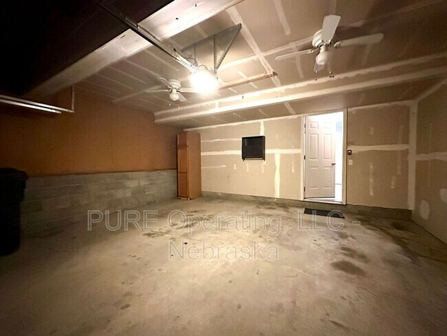 Building Photo - 6215 N 128th St