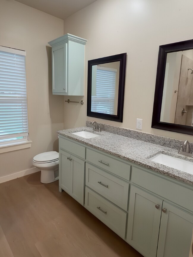 Building Photo - Beautiful, Pet-Friendly 2-Bedroom, 2-Bath Home in Perry!
