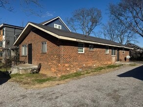 Building Photo - 712 28th Ave N