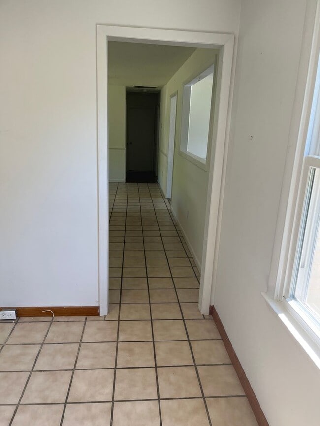 Building Photo - 2 BR 1 BA House in Buchanan VA