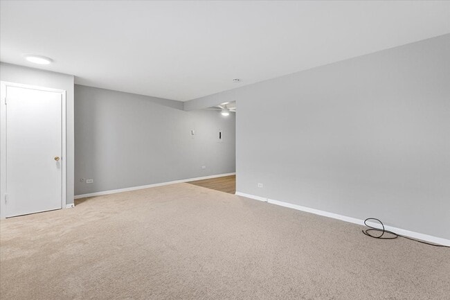 Building Photo - 6200 W 64th Pl