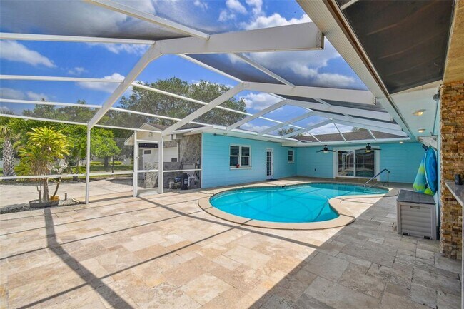 Building Photo - 1302 Brandonwood Dr