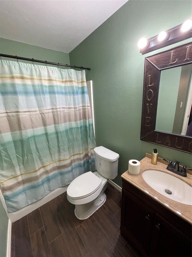 Building Photo - 940 E Guadalupe St