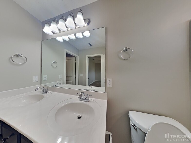 Building Photo - 3217 Willingham Run