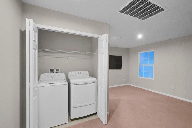 Building Photo - 3351 Liberty Square Way