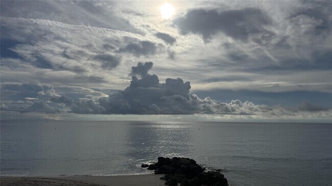 Building Photo - 760 SE 2nd Ave