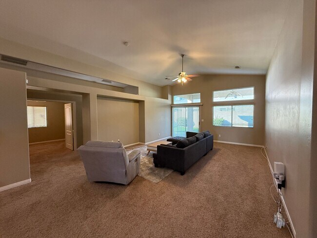 Building Photo - Spacious home with Solar! MOVE IN SPECIAL