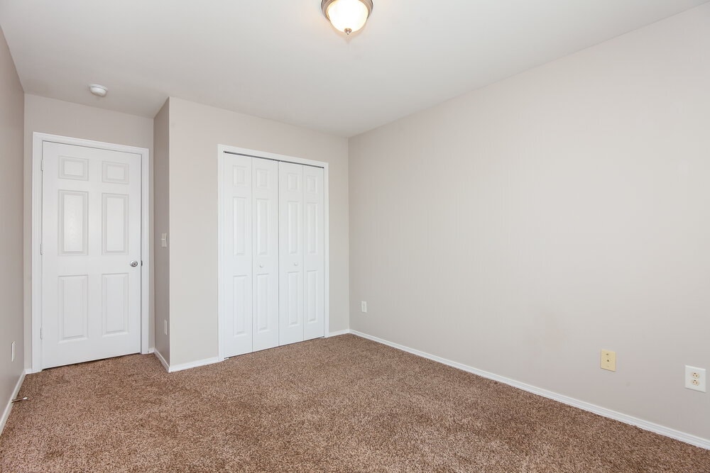 Building Photo - 9606 Hollyburgh Ter