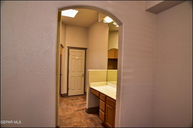 Building Photo - 14420 Misty Point Ct