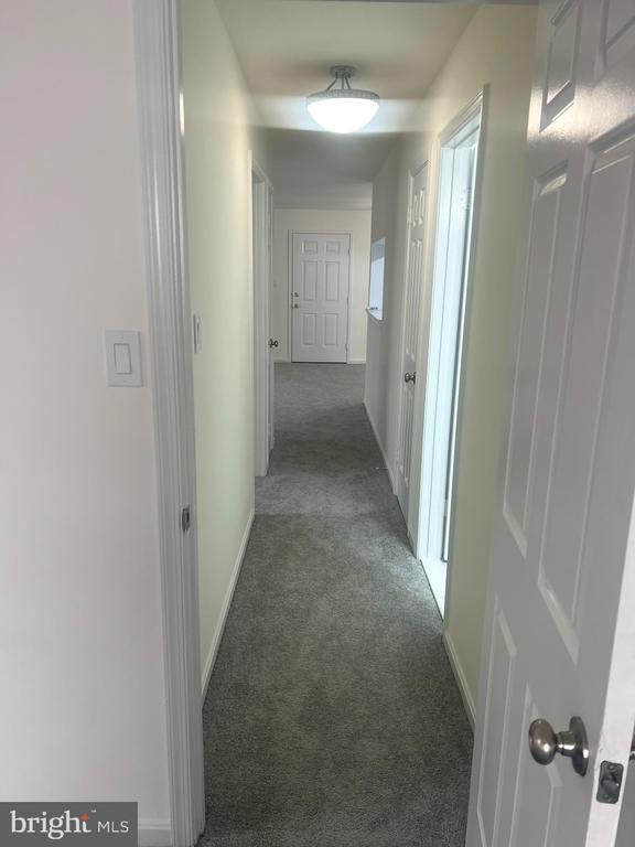 Building Photo - 5700 Shadwell Ct