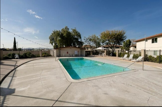 Building Photo - 9856 Buena Vista Ave