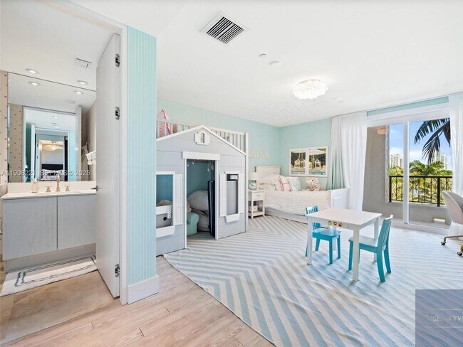 Building Photo - 5142 Fisher Island Dr