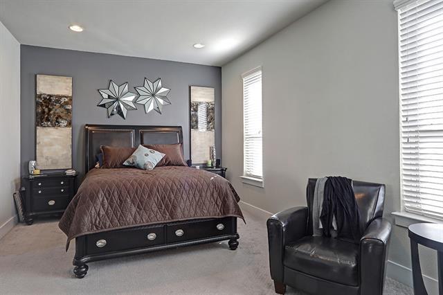 Building Photo - 1310 Palm Canyon Dr