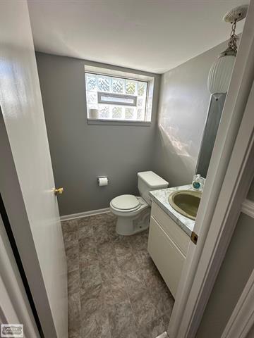 Building Photo - 16460 Bowman St