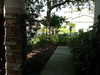 Building Photo - 2405 Silvermoss Dr