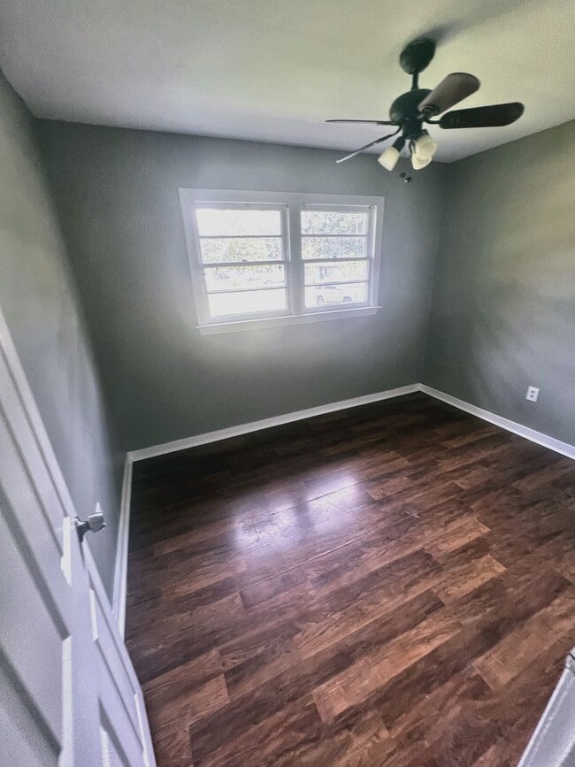 Building Photo - 3-Bedroom Home with Carport in Northeast Jackson