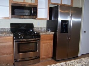 Building Photo - 6045 Aripeka St