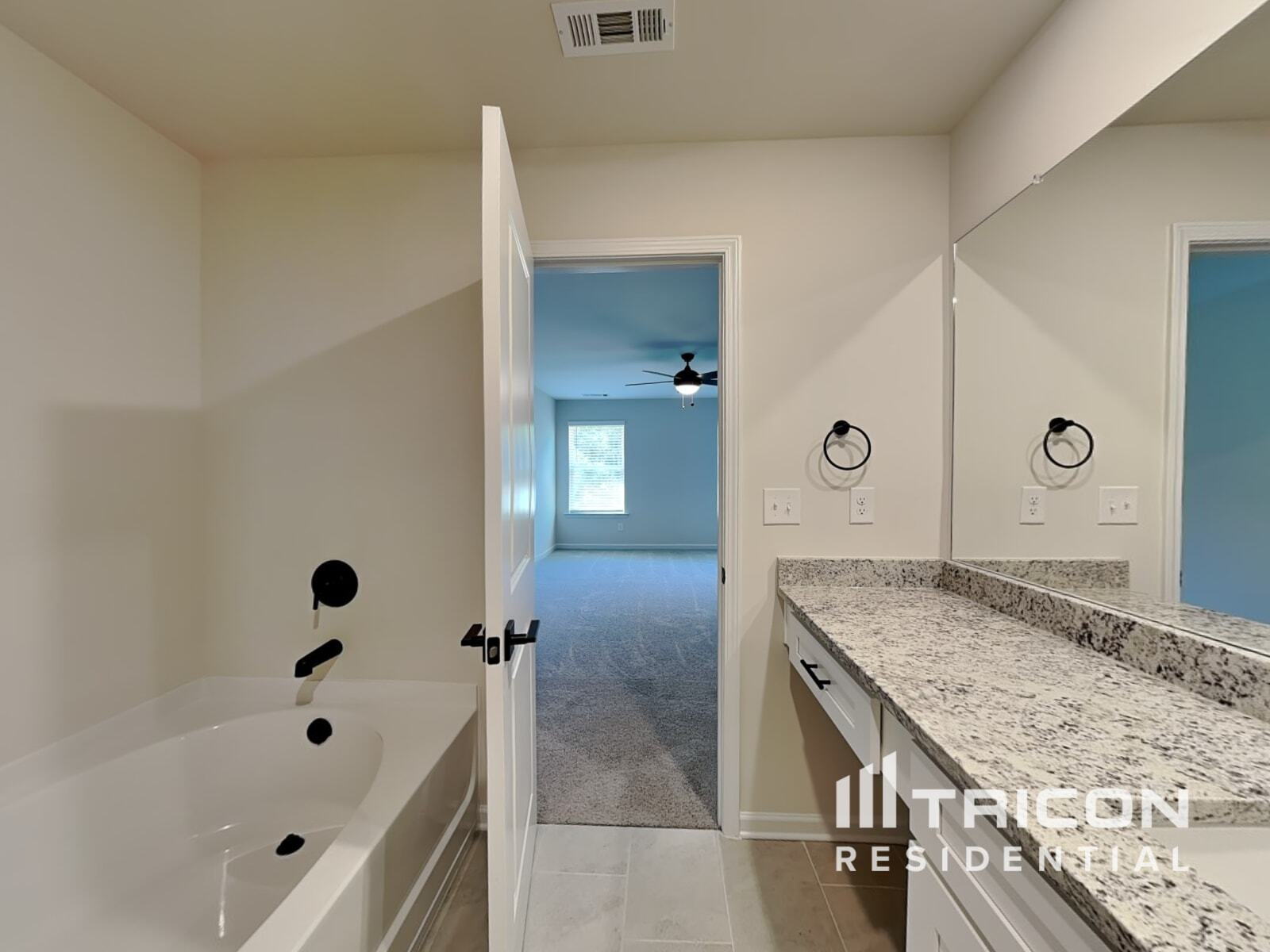 Building Photo - 3725 Saddle Bag Ct