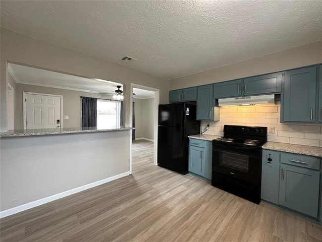 Building Photo - 1626 W Boyd St