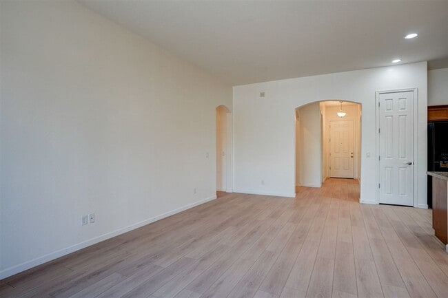 Building Photo - 3 Bedroom, 2 bath home in Granville
