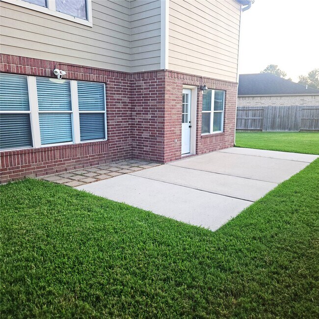 Building Photo - 20314 Baytide Ct