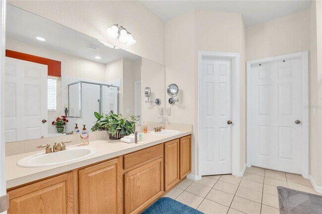 Building Photo - 2654 Marg Ln