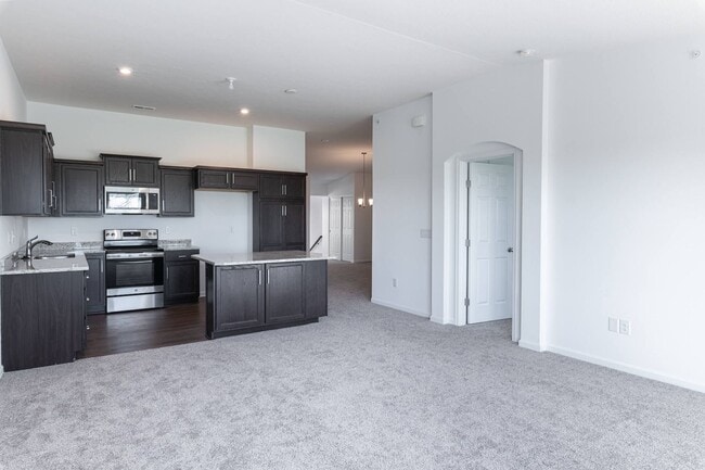 Building Photo - LIKE NeW Fisher Homes Condo Per Rent is $1849.00