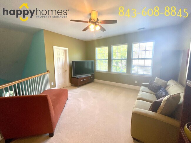 Building Photo - Gorgeous home in an ideal location on Daniel Island