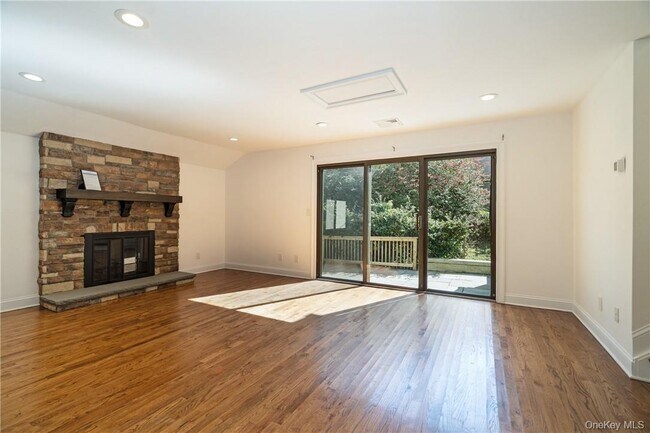 Building Photo - 69 C Heritage Hills