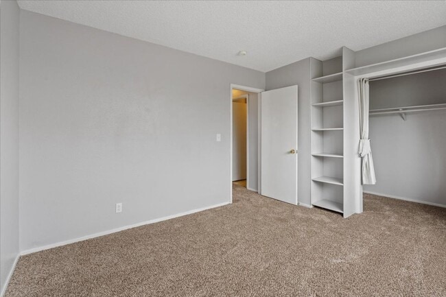 Building Photo - Status: Owner Accepted Application
