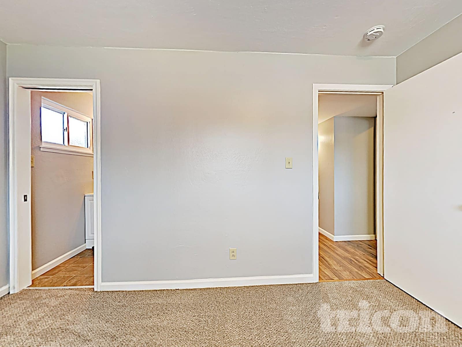 Building Photo - 1901 Georgina Dr