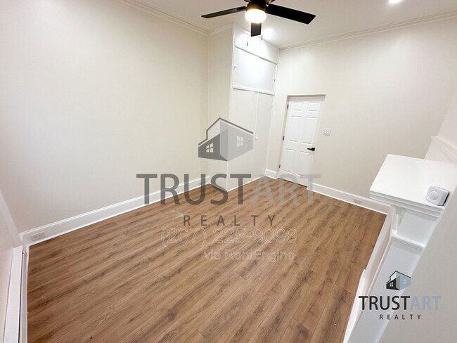 Building Photo - 4633 Penn St