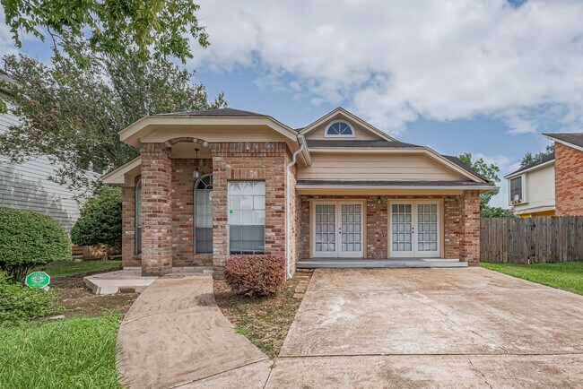 Building Photo - 15827 Beechnut St