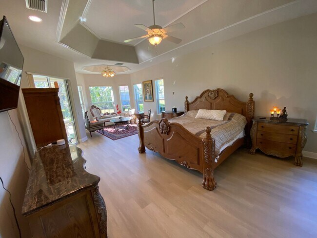 Building Photo - Spectacular and Luxurious Turnkey ANNUAL Lease in The Village of Bridgeport