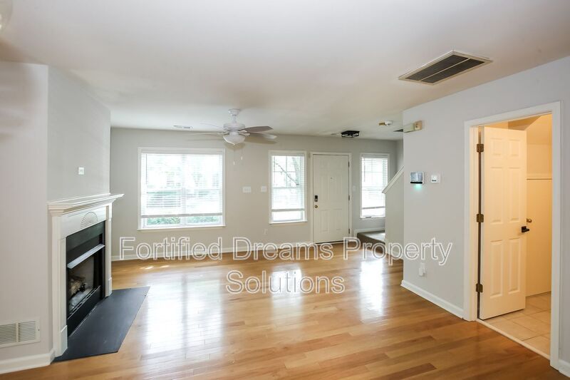 Building Photo - 8326 Brickle Ln