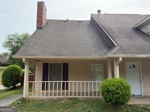 Building Photo - 885 Park Pl NE