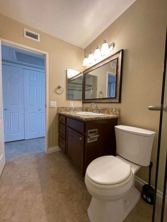 Building Photo - 43376 Cook St