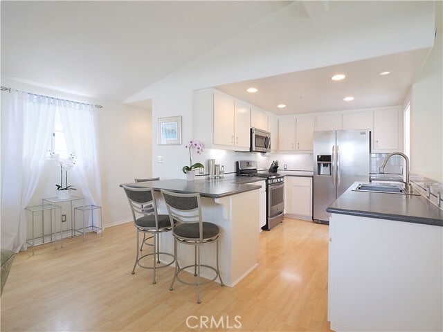 Building Photo - 440 Marine Pl