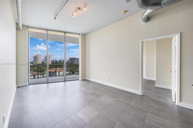 Building Photo - 3029 NE 188th St