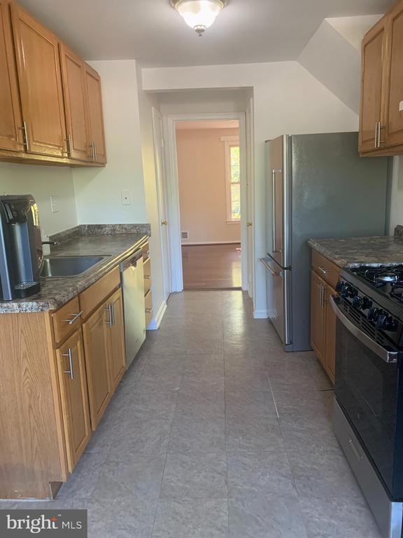 Building Photo - 13131 Putnam Cir