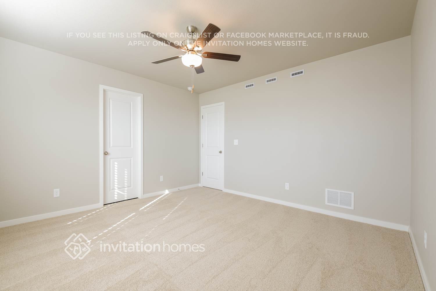 Building Photo - 957 Cascade Falls St