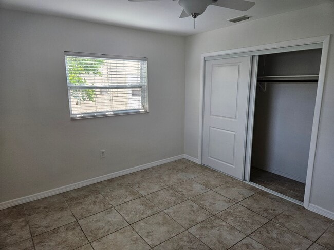 Building Photo - Block Remodeled Seminole Home