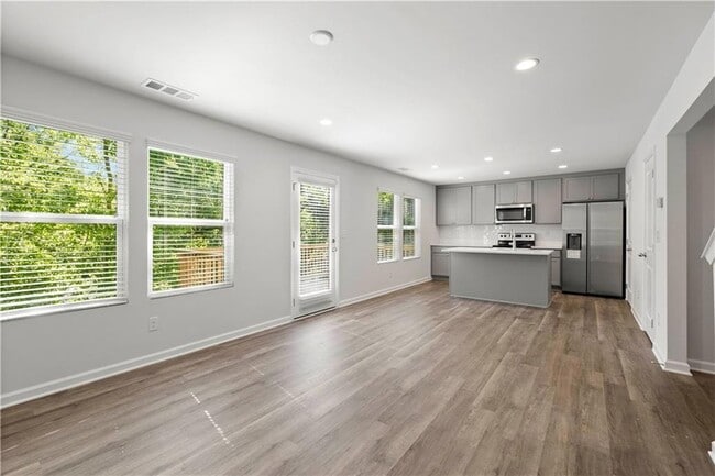 Building Photo - 1139 Lookout Ave NW